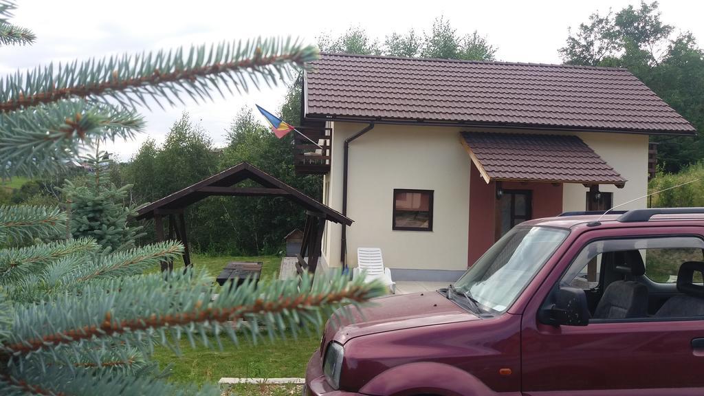 Cabana 7 Brazi Almafatelep Kültér fotó